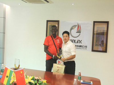 غانا الموزعين زيارة 2